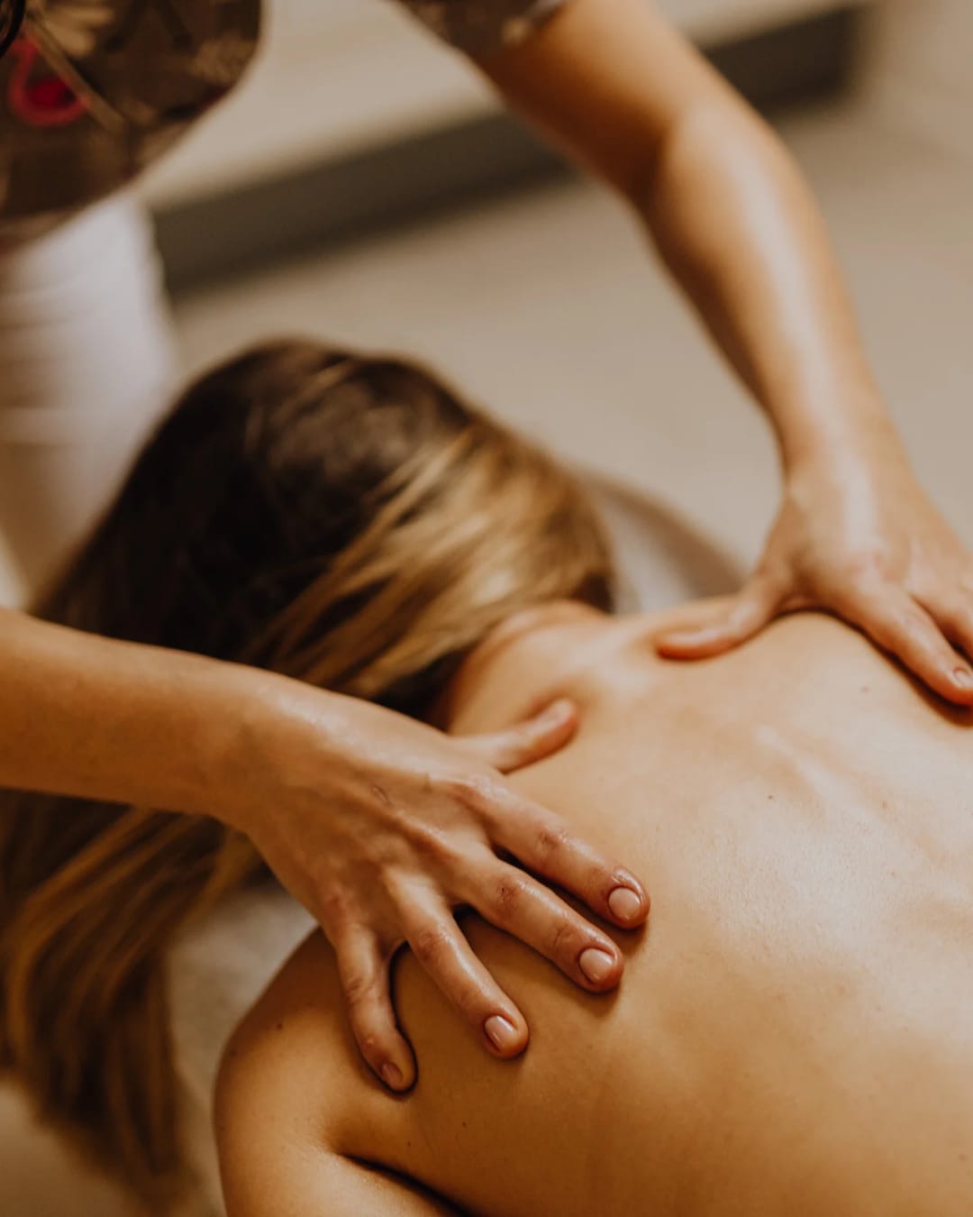 WhatsApp Image 2025-12-11 at 19.27.00